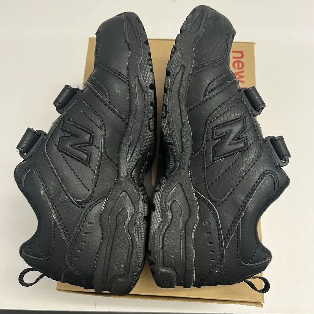New Balance 621 Big Kid Black Leather Training Uniform Hook Loop Shoes SZ 2.5 M